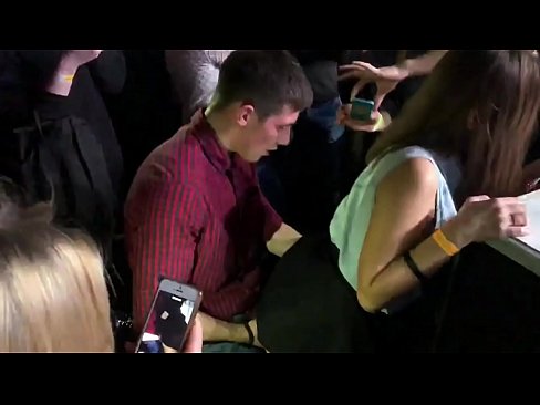 ❤️ Sexo real en una discoteca rusa. Chica rusa de 18 años en el ano y la vagina follada en un club nocturno ❤❌ Video de porno en es.heatpumpcenter.top ❌️